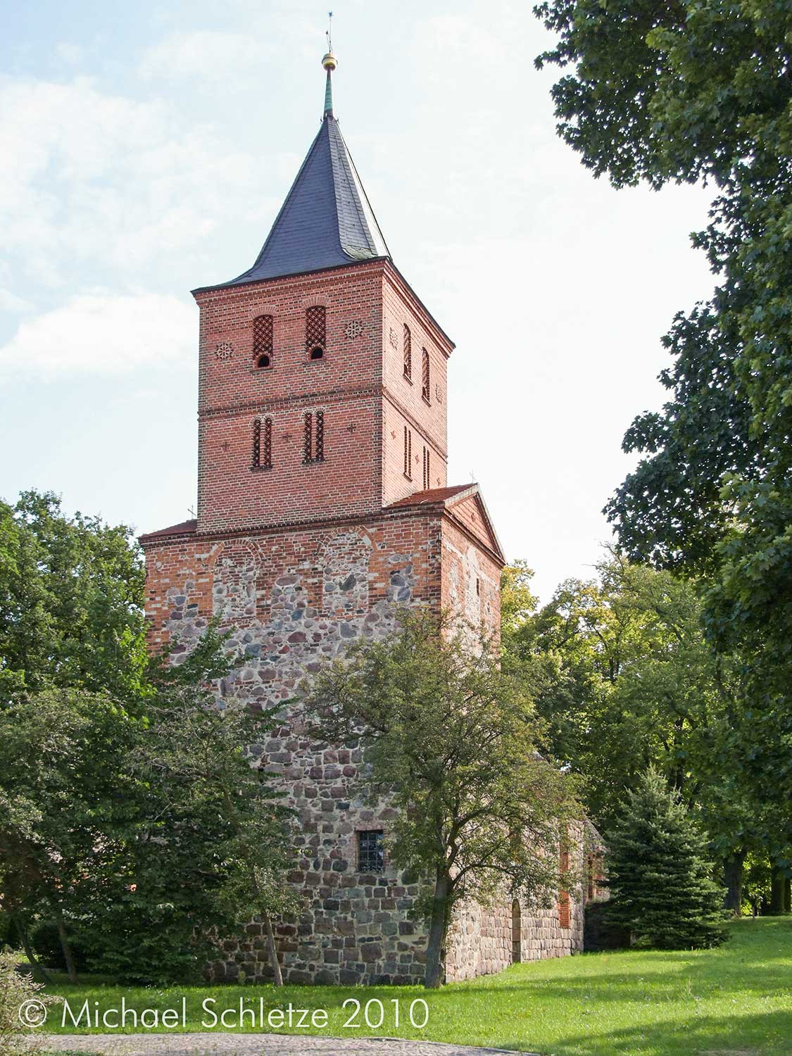 Rogäsen askanierwelten
