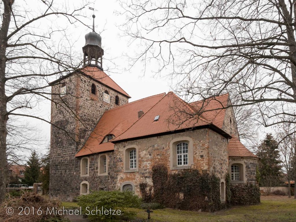 Dorfkirche Groß Machnow von Südosten
