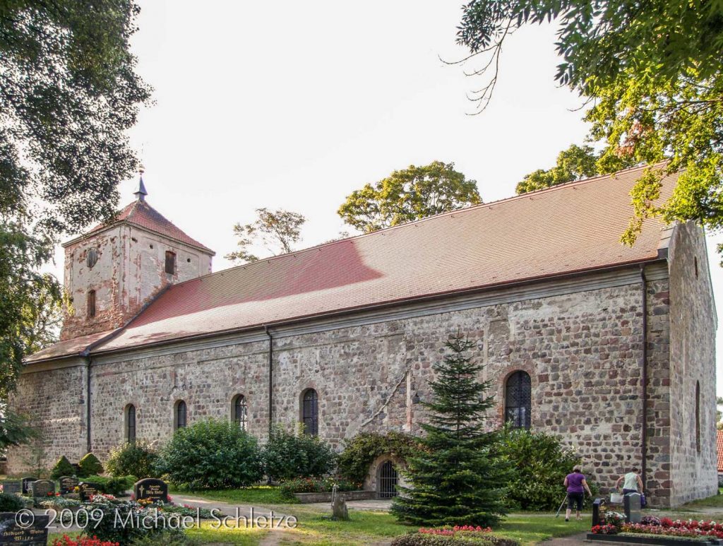 Der Bedeutung des Ortes als Marktflecken angemessen: Die große Saalkirche von Potzlow