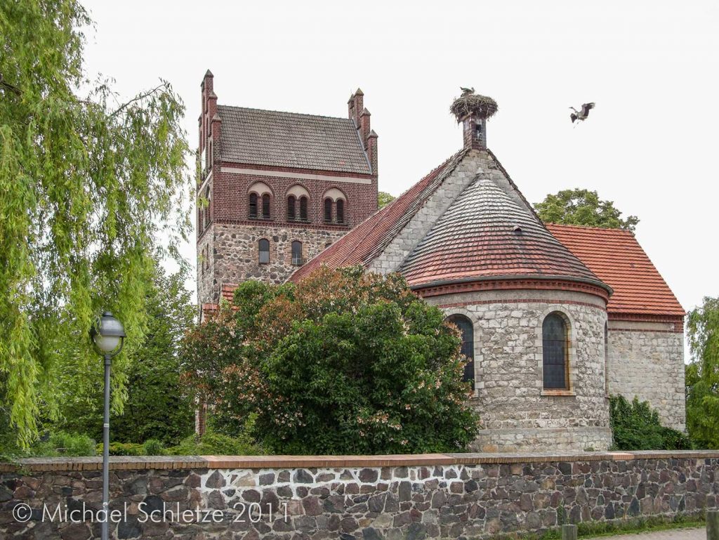 Anfang des 20. Jahrhunderts völlig umgebaut: Die Deetzer Dorfkirche